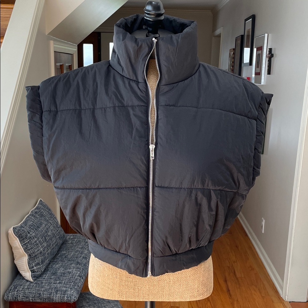 Women's Black Puffer Jacket